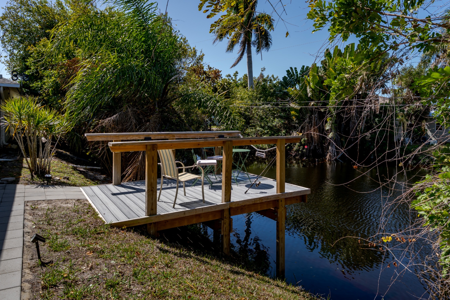 Private 8x12 deck overlooking the lake